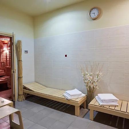 Martin מלון מלאדה בולסלאב