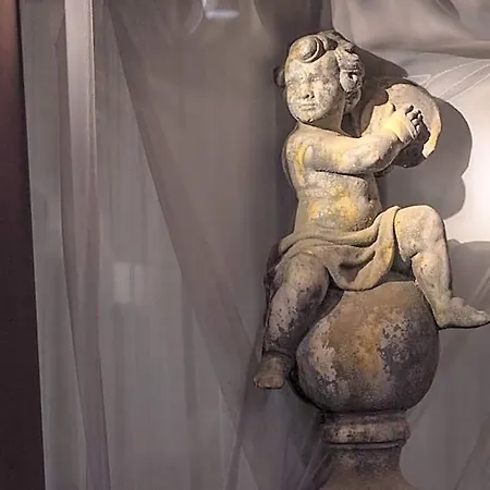 Martin 4*