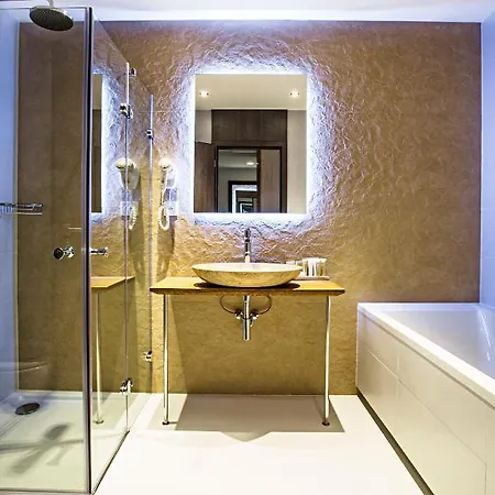 Martin Hotel 4*