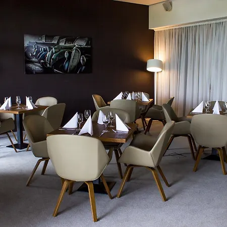 Martin Hotel
